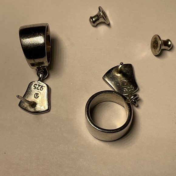 Elegant Silver Hoop Earrings - Picture 5 of 5